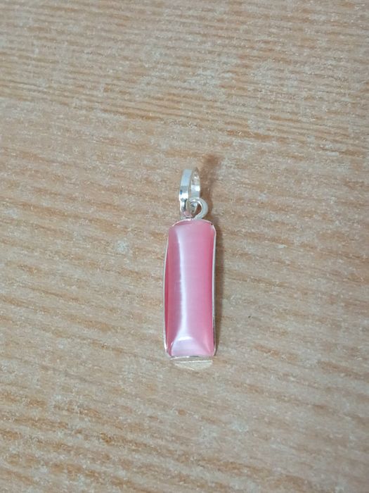 Zaweszka różowa Uleksyt 2,7 cm Damski wisorek ze srebra Sr 925 W