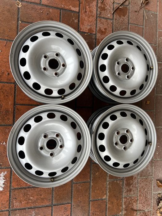 4xfelga stalowa 16" VW/SEAT/SKODA/AUDI (5x112 ET50) - srebrne