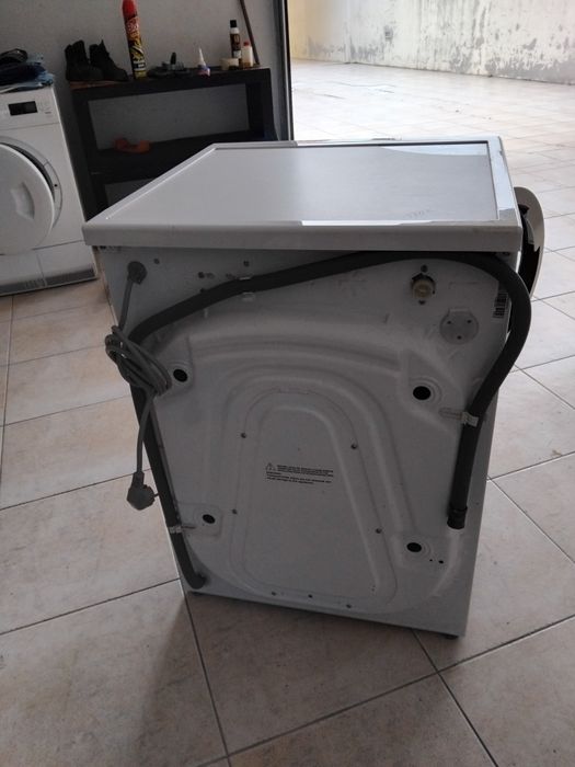 Maquina de lavar roupa