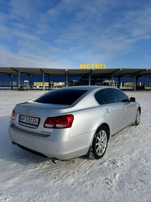 Продам Lexus GS 300