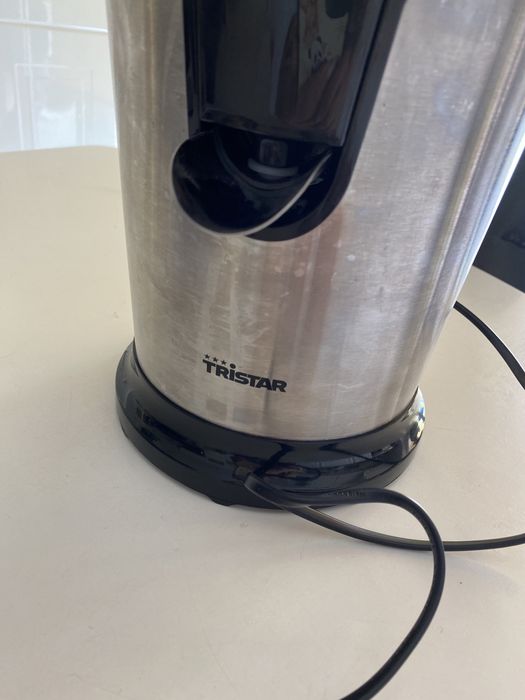 Máquina de Sumos Tristar
