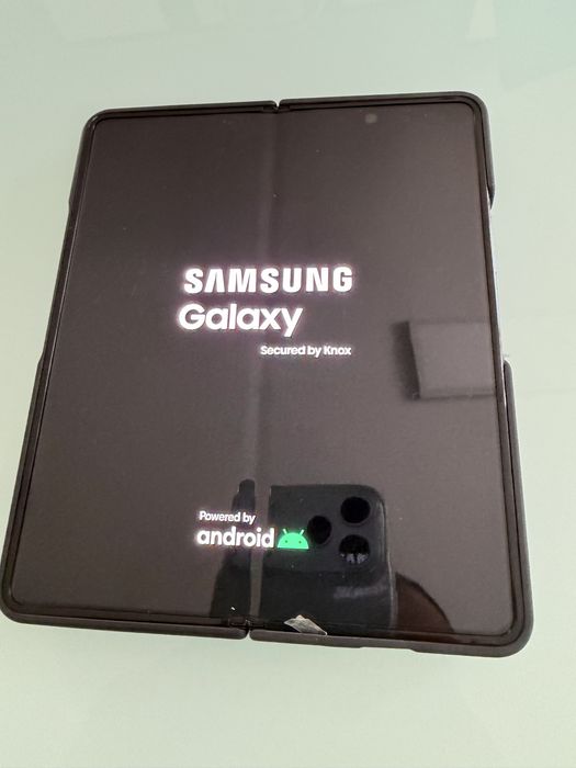 Samsung Galaxy Z Fold 4 – 256GB – Desbloqueado - Como Novo