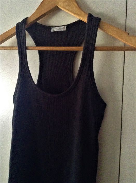 Top básico preto zara