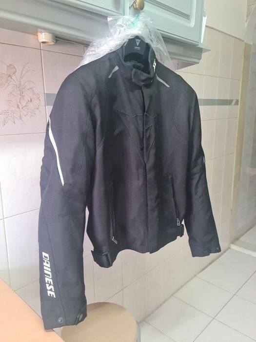 Casaco dainese preto