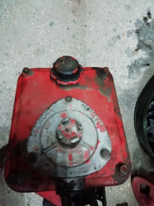 Deposito de óleo em bom estado