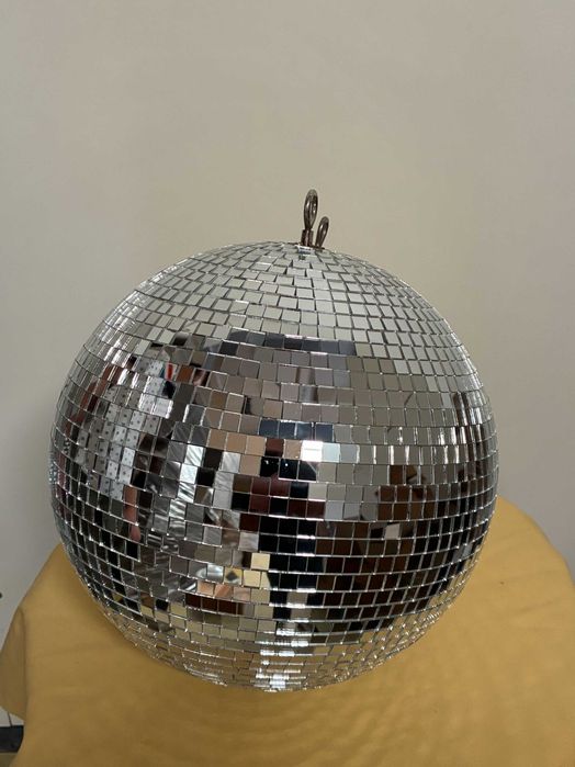 Bola de discoteca - Diâmetro 30 cm - Qtd. 1 Und.