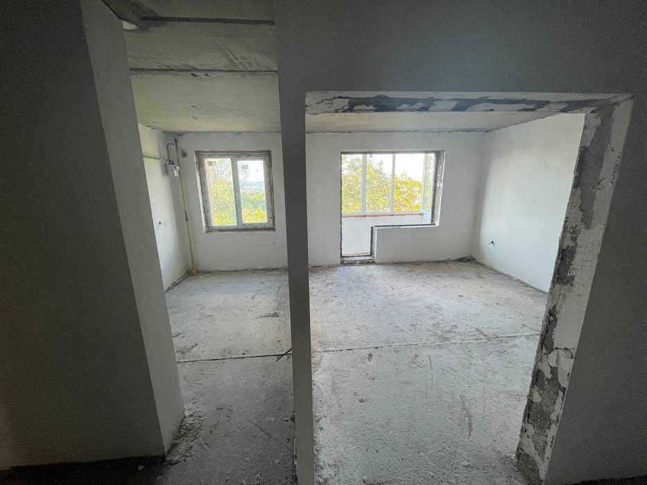 Продаж 3-кімнатна квартира в новобудові. Здана в експлуатацію.