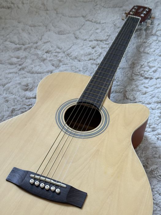 Akustyczna gitara Parksons
