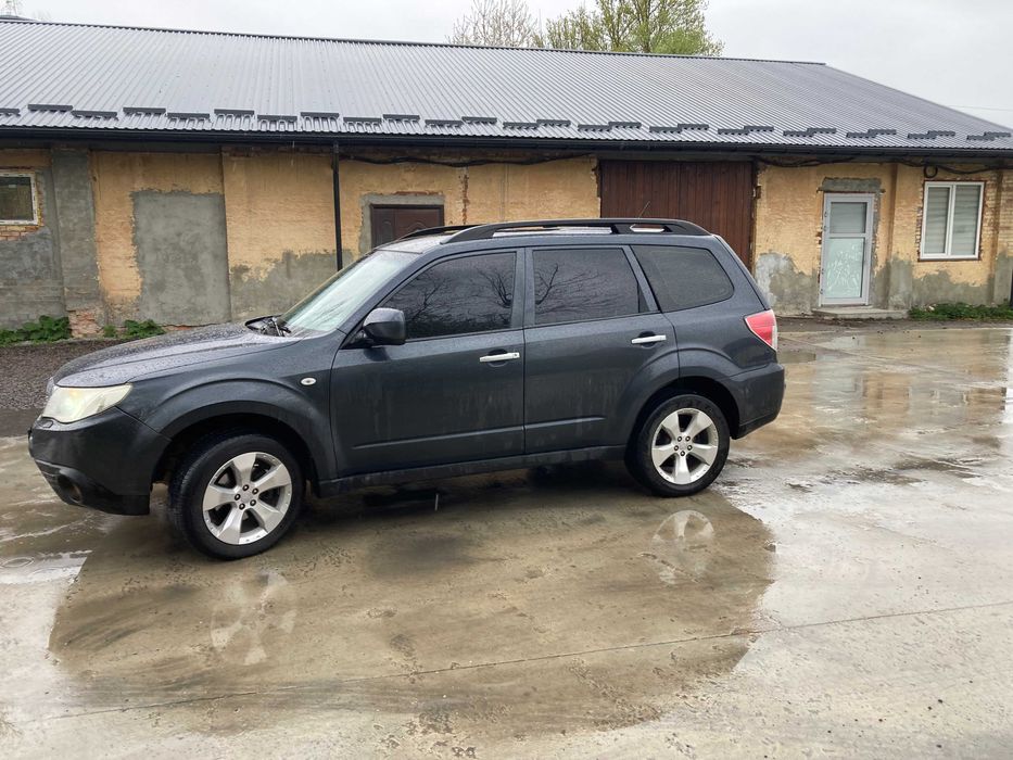 Гарне авто Повний привід