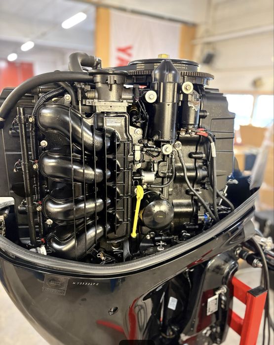 Silnik zabirtowy Mercury 150 XL