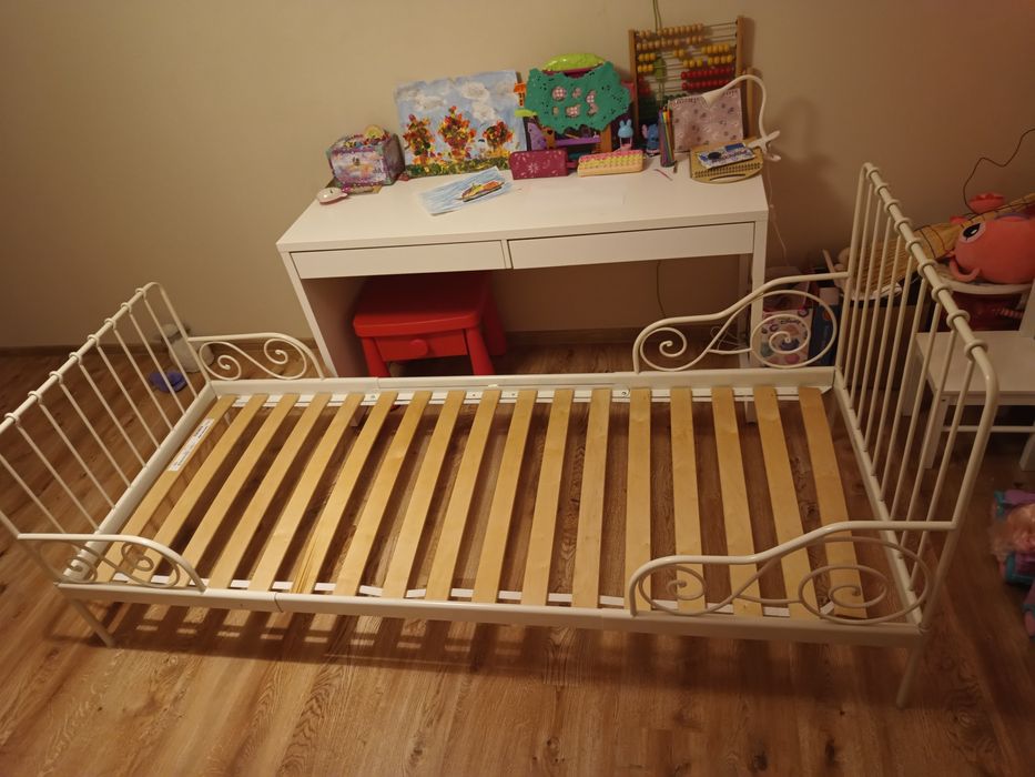 Łóżko dziecięce IKEA białe metalowe, rozkładane + stelaż