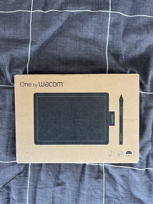 Wacom One Digital Drawing Tablet442950279402639361