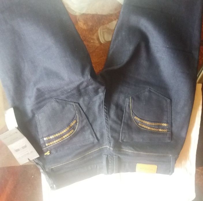 Na compra de 3 artigos oferta do quarto artigo