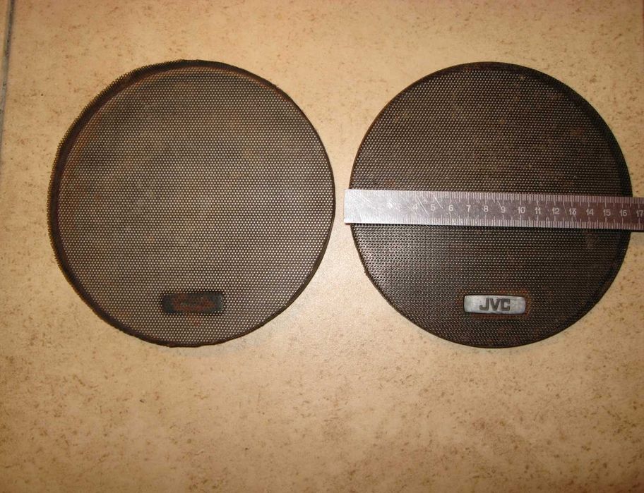 Сетки на авто динамики 16см JVC (цена за 2шт.)
