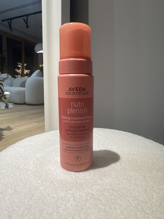 Pink do włosów aveda 200 ml