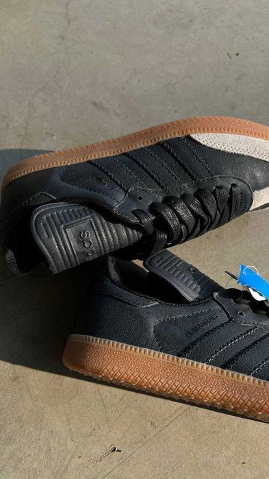 Чоловічі Кросівки Pharrell Williams x Adidas Samba Humanrace 40-45