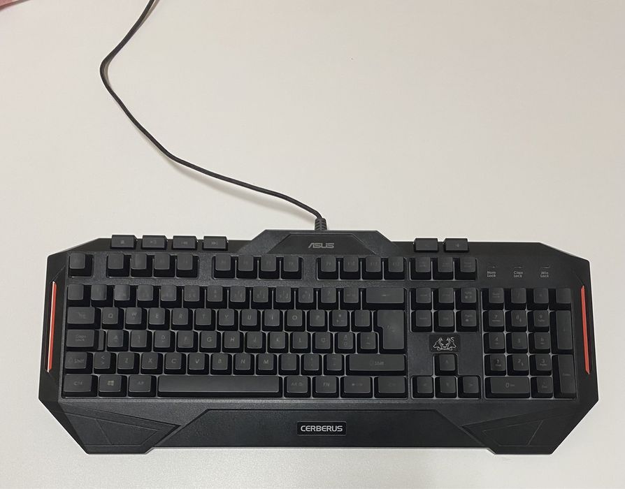 Teclado Gaming Asus
