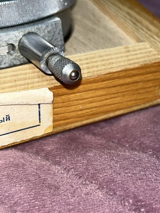 Мікрокатор ЛИЗ 0,001 мм (Важільно-зубчаста вимірювальна головка)