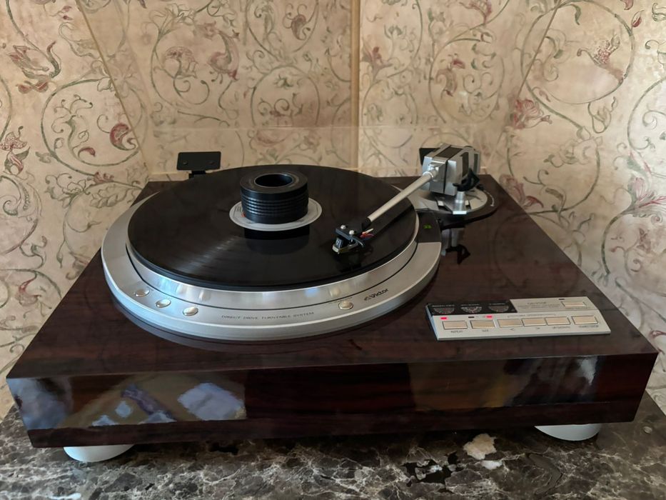 Gira discos Viktor QL-Y55F