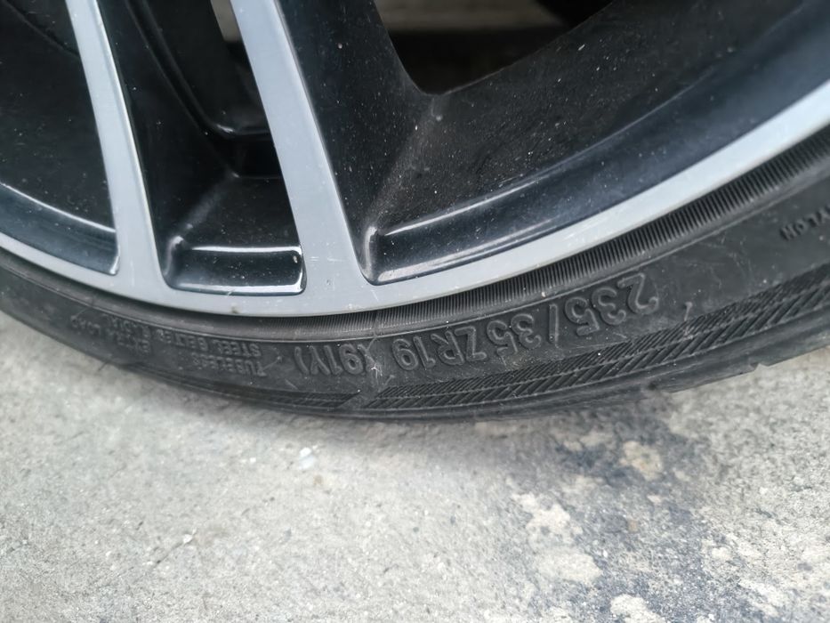 Felgi 19" 5x100 nowe opony
