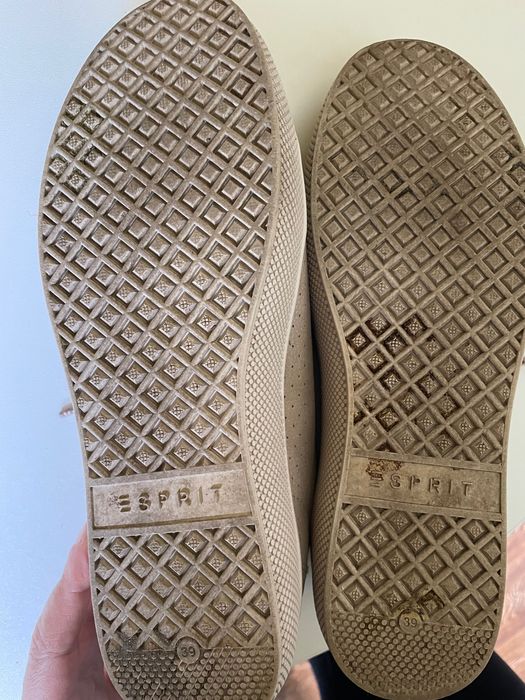 Шкіряні оригінальні бежеві кеди Esprit