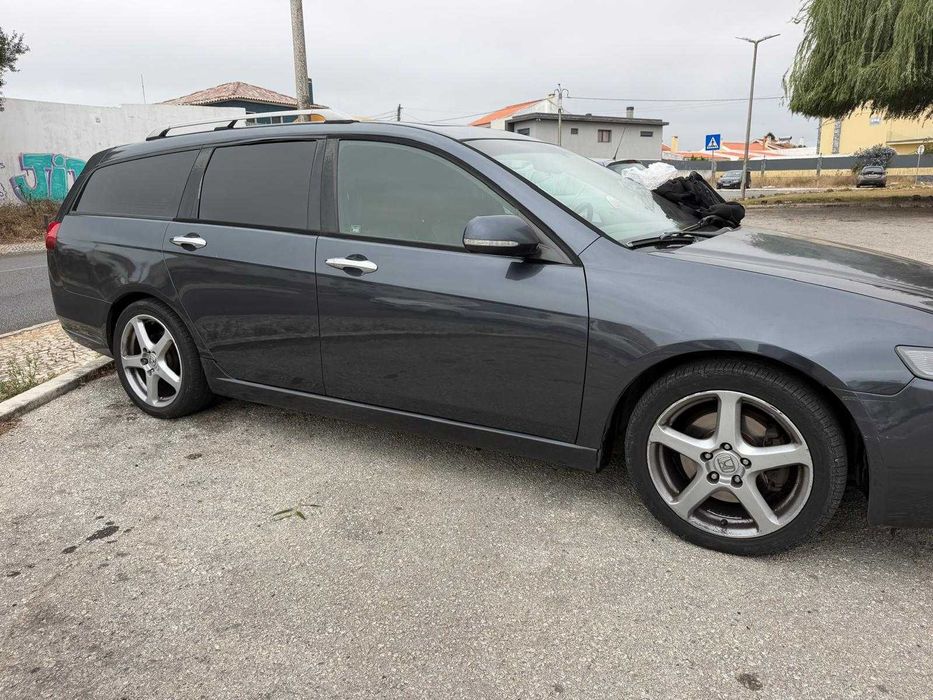 Honda accord tourer