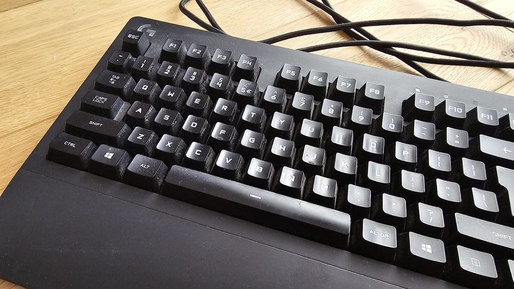 Klawiatura przewodowa Logitech G213