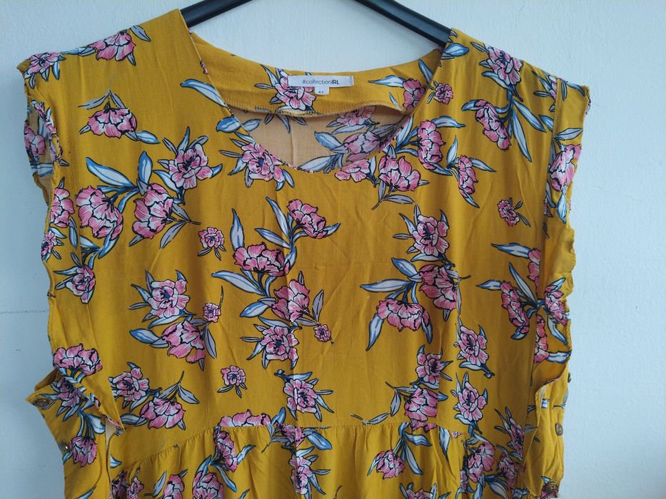 Vestido Amarelo Floral, fluido e elegante - #collectionIRL - Tam. 42 (XL)