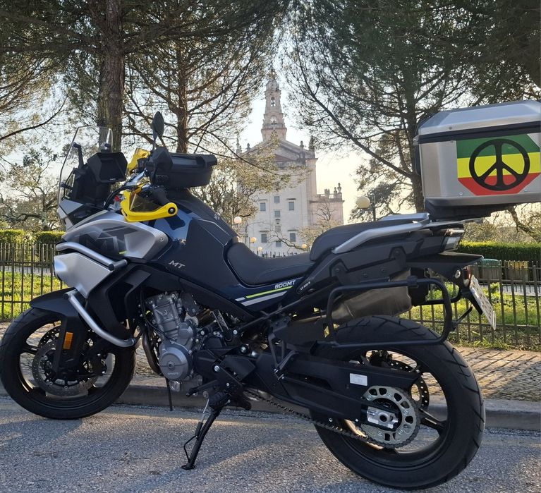 Cf moto 800 mt sport