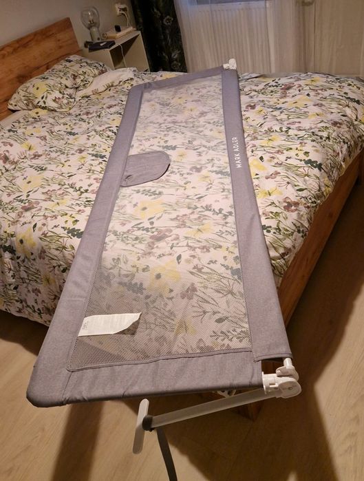 Bariera barierka ochronna do łóżka dla dzieci 195 cm
