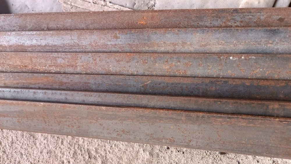 Залишки небагато уголок труба, полоса, профіль стальний алюминевий