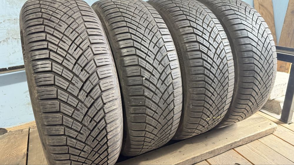 Резина 215/55 r17 Continental AllSeasonContact2 комплект