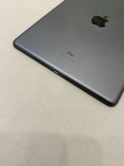 Планшет APPLE iPad 9 покоління 10.2 64gb 2021 Space gray з гарантією