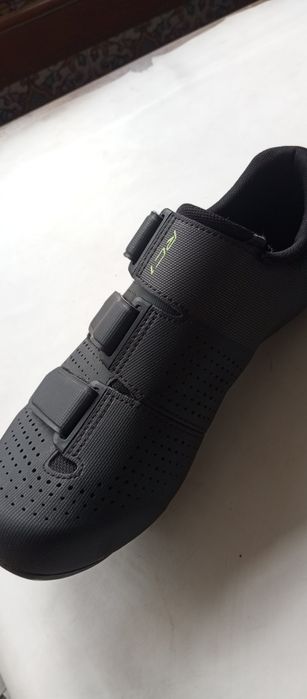 Sapatos ciclismo estrada Shimano RC1