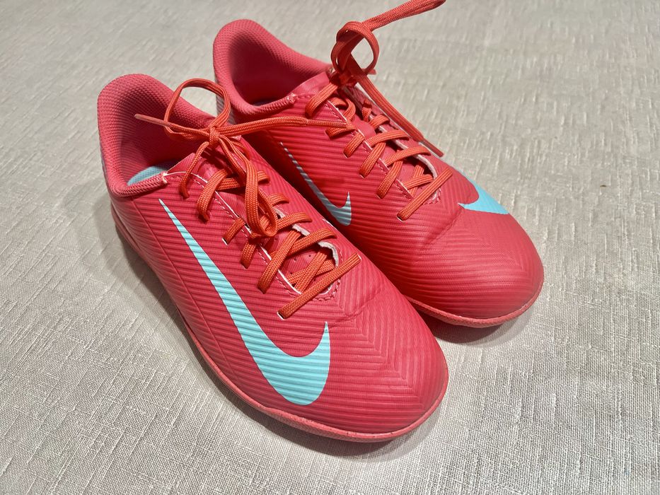 37,5 Nike Mercurial Vapor 16 Club Adults Astro Turf Football Boots - Vermelho