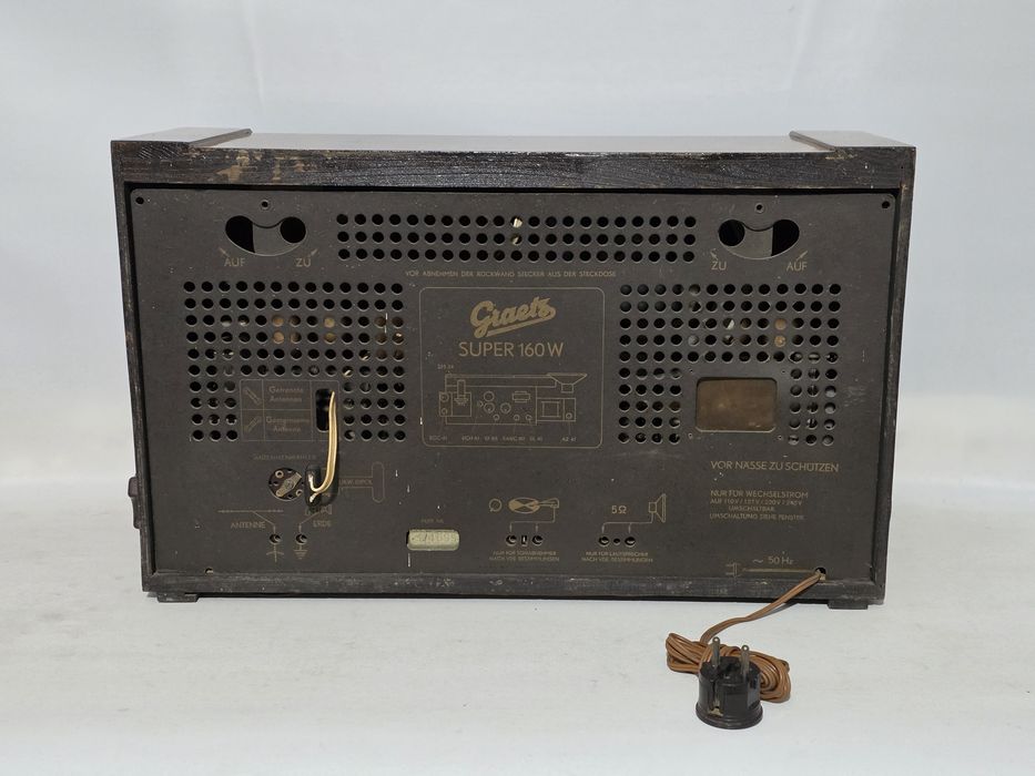 Rádio antigo reparado Graetz
