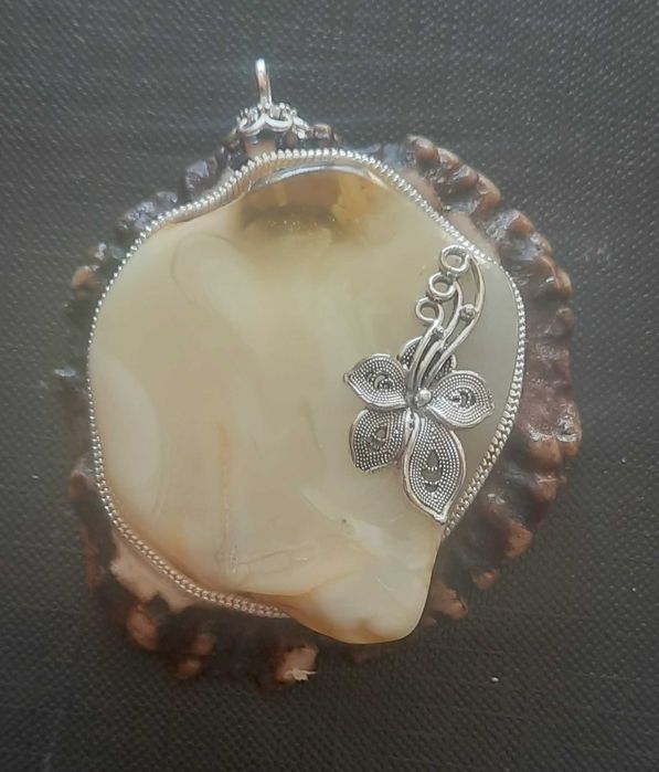 Bursztyn naszyjnik , zawieszka