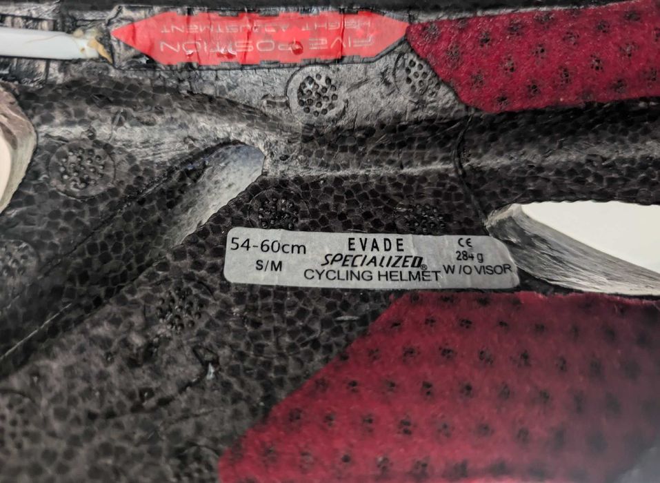 Kask rowerowy Evade Specialized S/M + pudełko, stan niemal idealny!