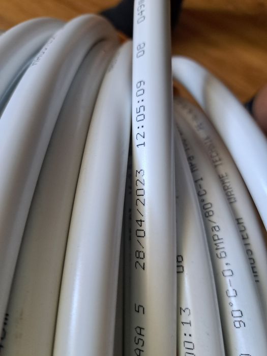 Sprzedam rura pex 16 dwie petle