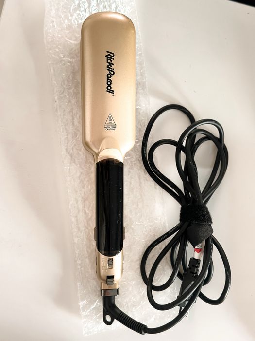 RickiParodi Royal Secret prancha