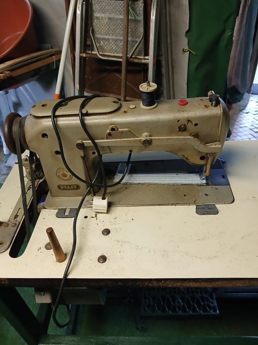 Vendo mawuina de cozer semi proficional eletrics