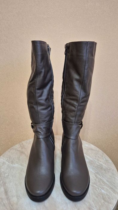 Сапожки зимові нові