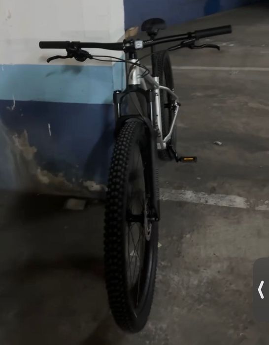 Bike Aro 29 Specialized Rockhopper Expert nova