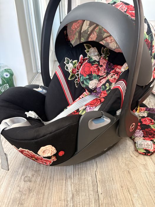 Fotelik Cybex Cloud Z i-Size Spring Blossom