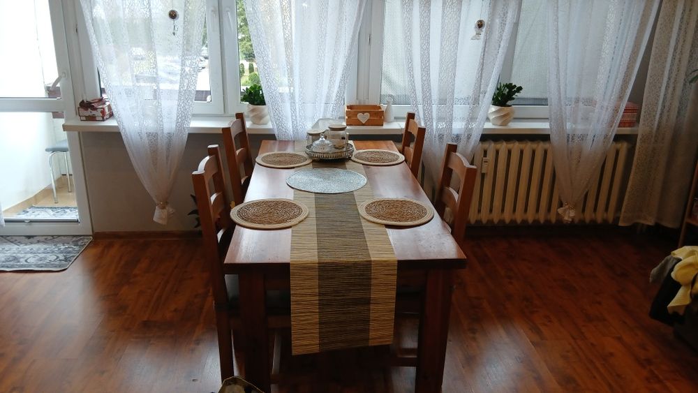 Stól drewniany wostkowany