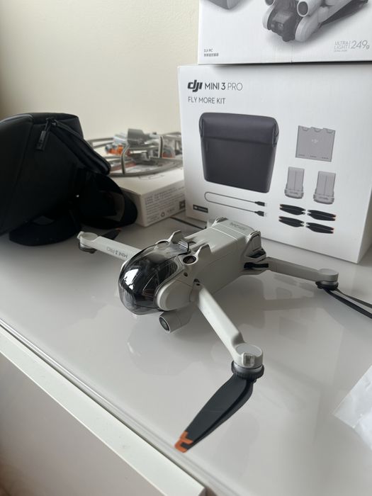 DJI Mini 3 Pro + Fly More Kit