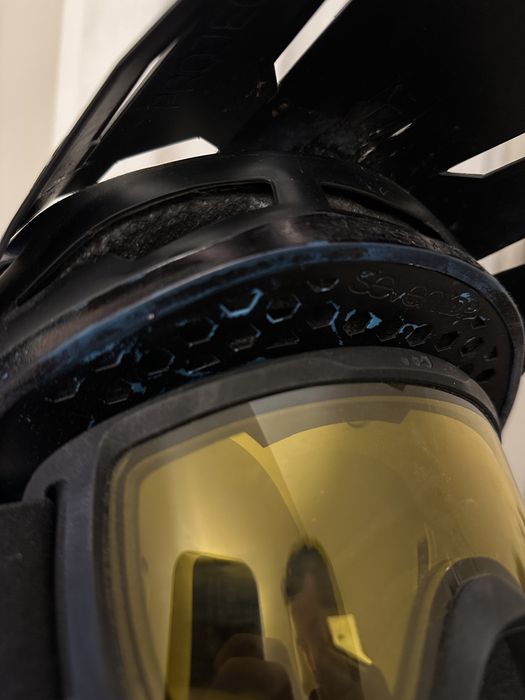 Capacete Seven idp project 23 carbon