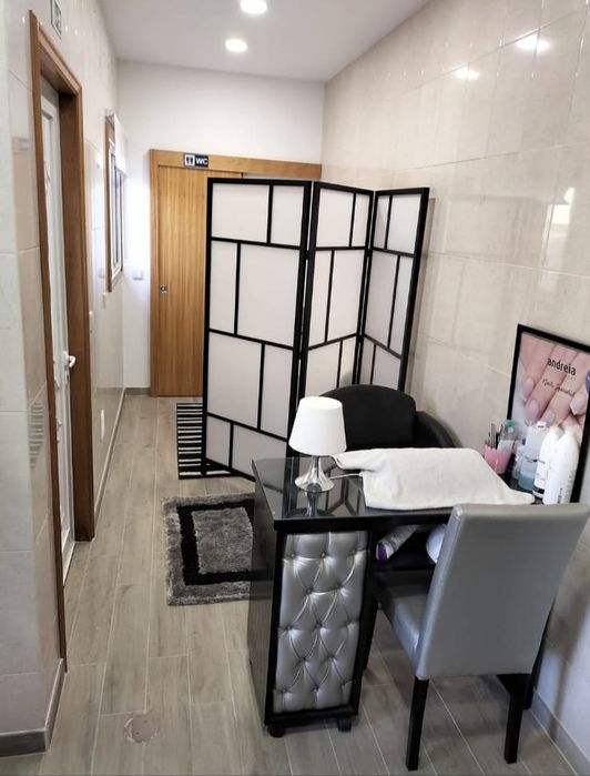 Mesa de unhas para estabelecimento