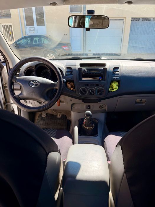 Toyota Hilux 2.5 D-4D 120cv | 2007 | 5 Lugares