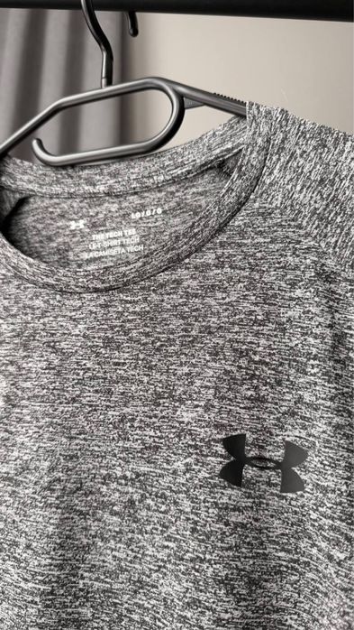 Футболка Under Armour розмір L